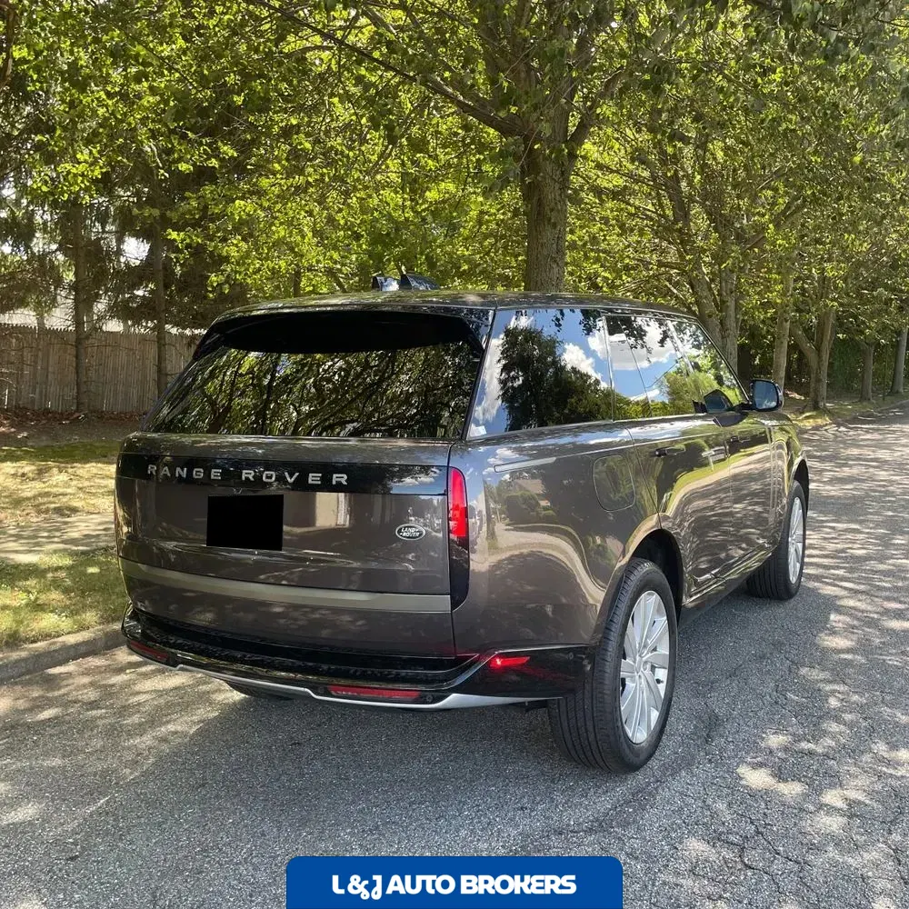 2023 Land Rover Range Rover SE