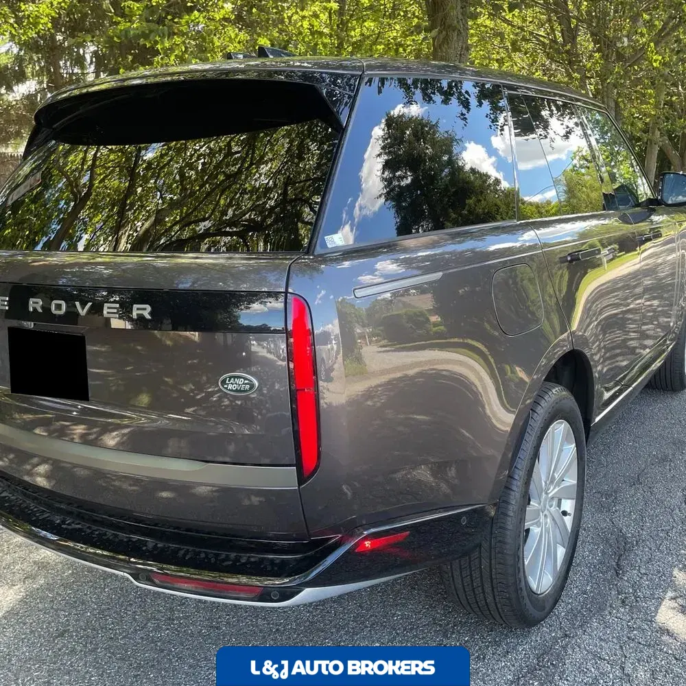 2023 Land Rover Range Rover SE