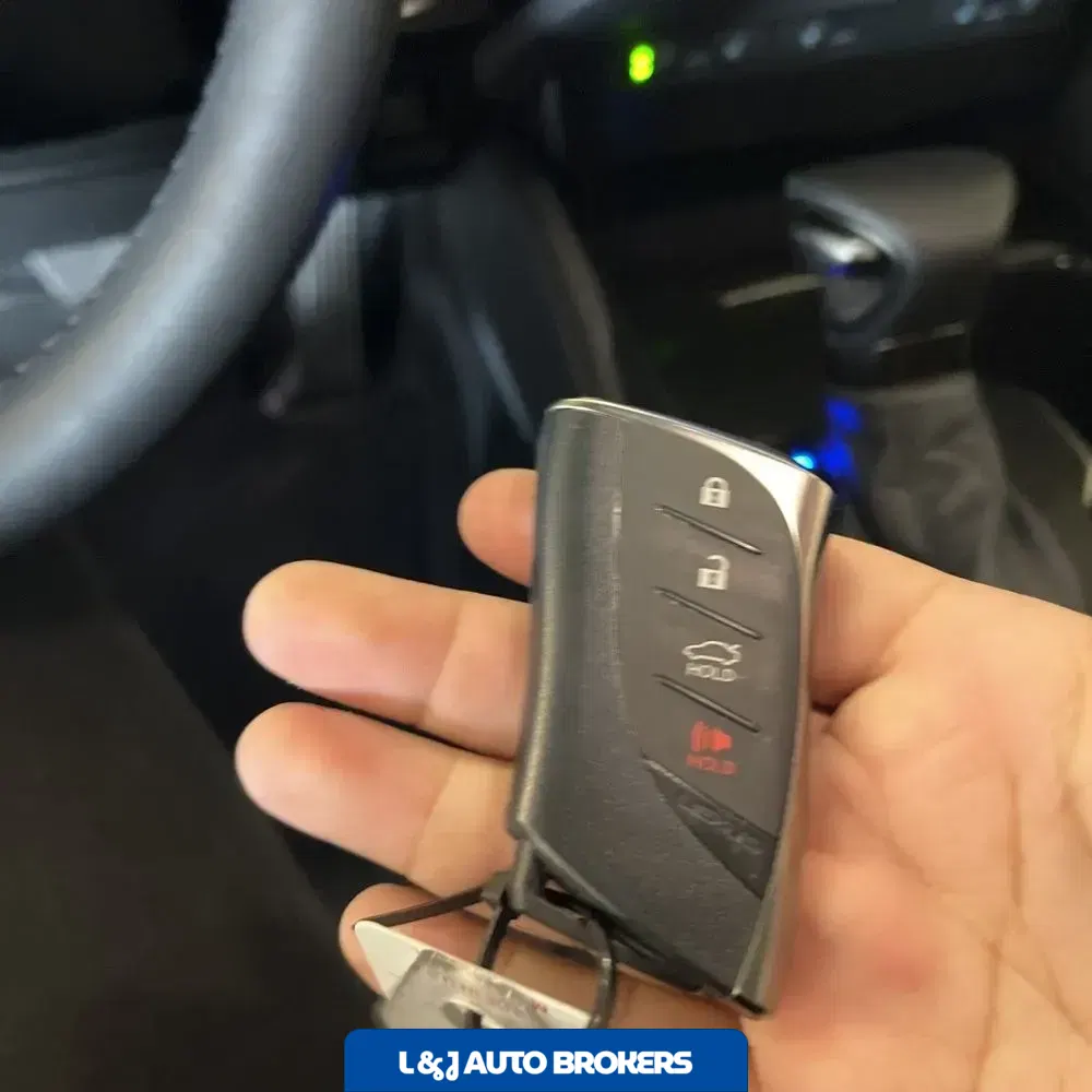 2025 Lexus ES 350 Base
