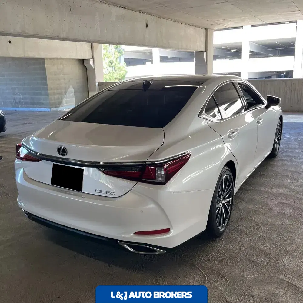 2025 Lexus ES 350 Base