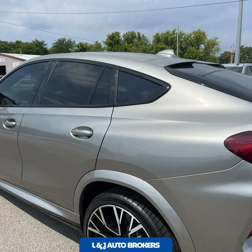 2023 BMW X6 M