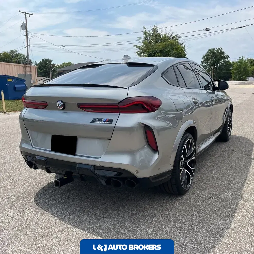2023 BMW X6 M