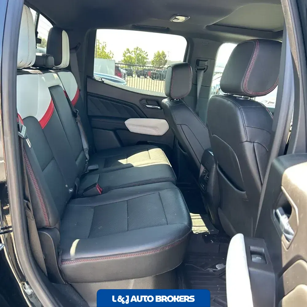 2023 GMC Canyon AT4X