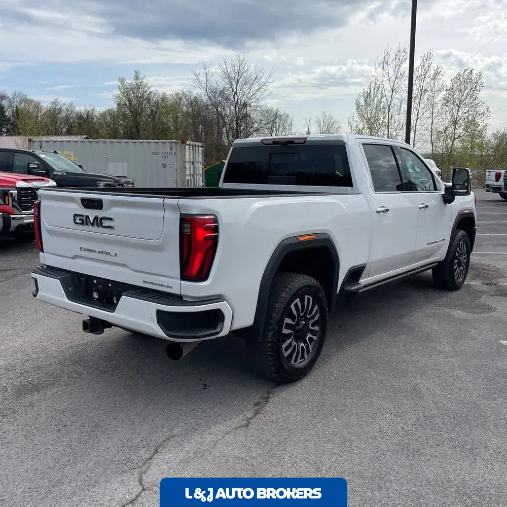2024 GMC Sierra 3500HD Denali Ultimate