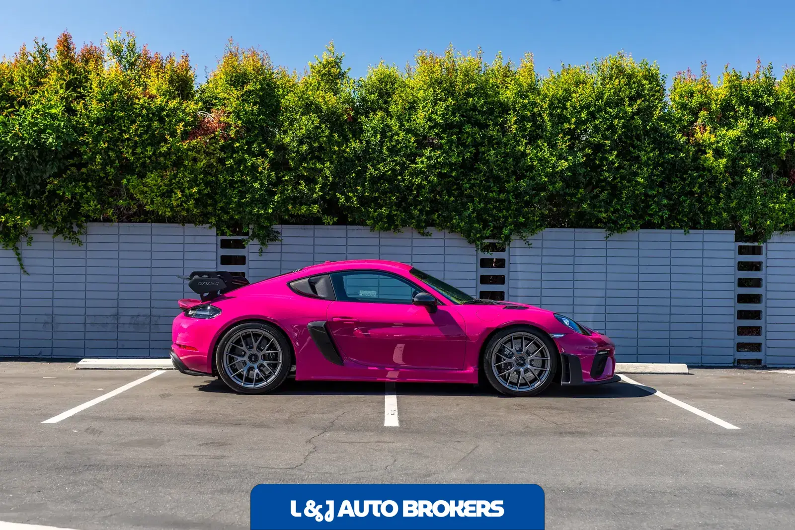 Ruby Star 2023 Porsche 718 Cayman GT4 RS Weissach