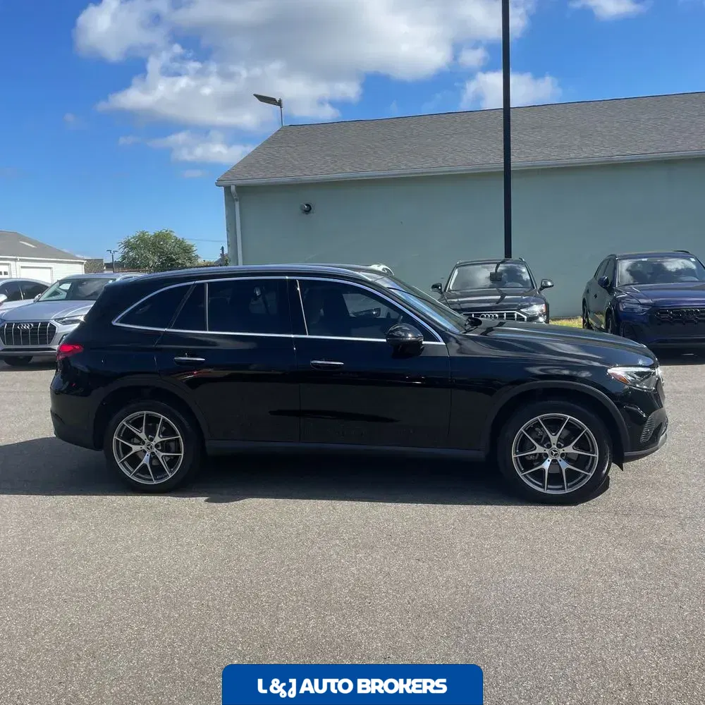 2024 Mercedes-Benz GLC GLC 300 4MATIC