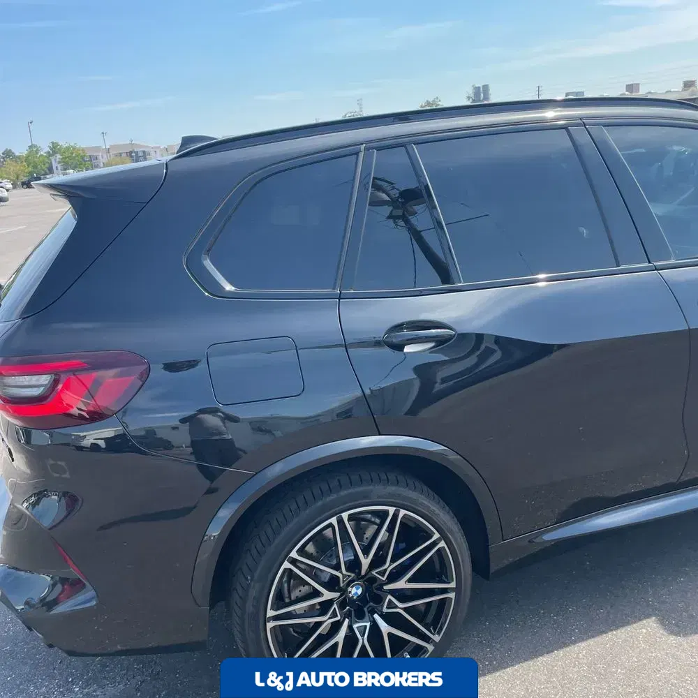 2021 BMW X5 M
