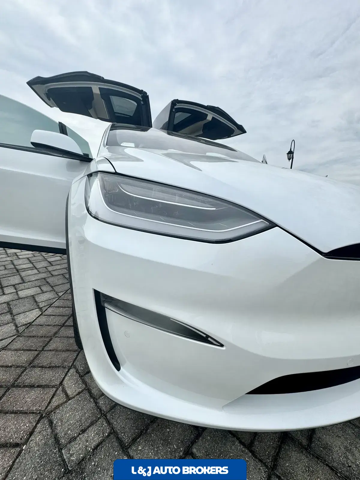 2022 Tesla Model X Plaid