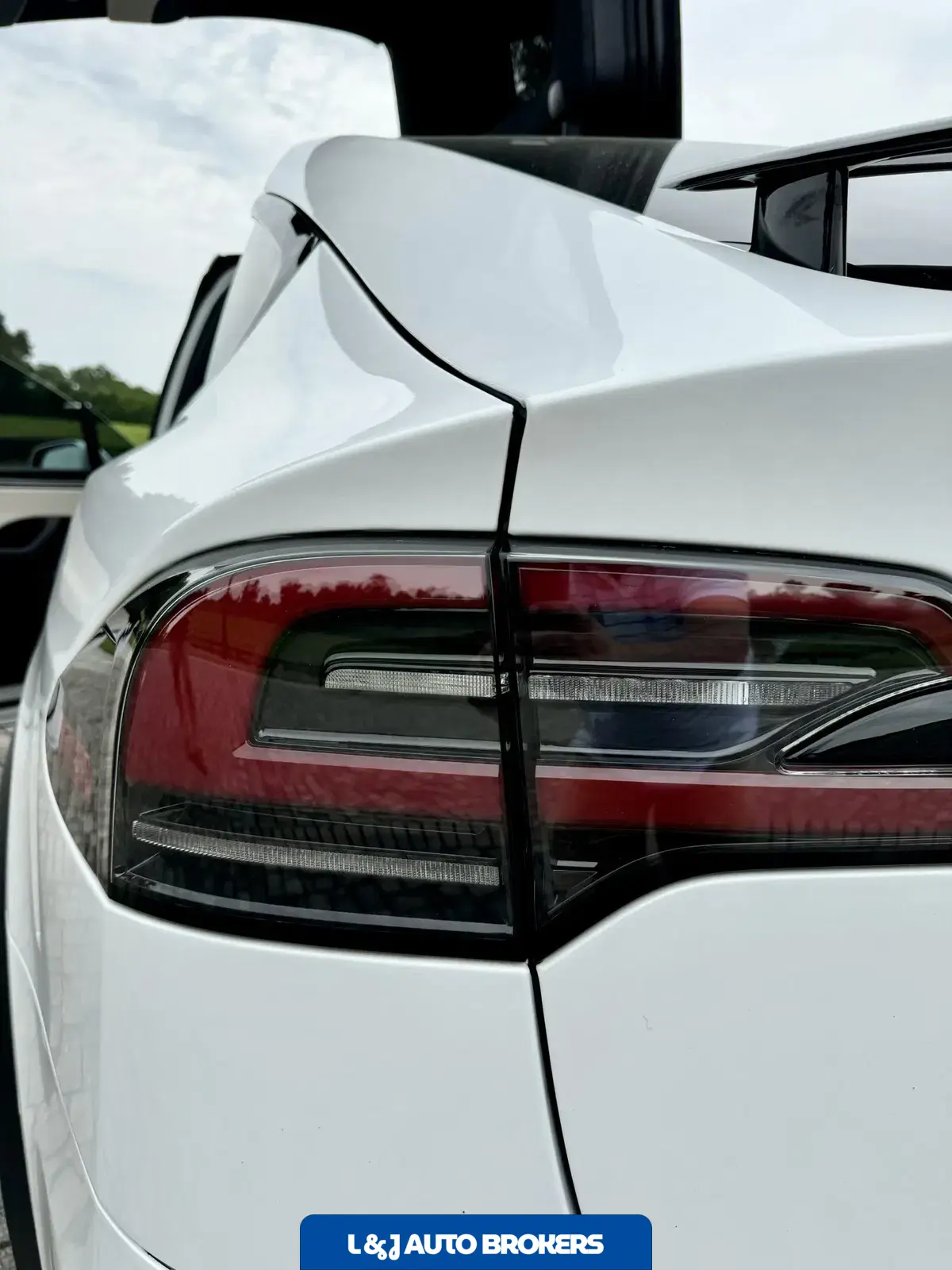 2022 Tesla Model X Plaid