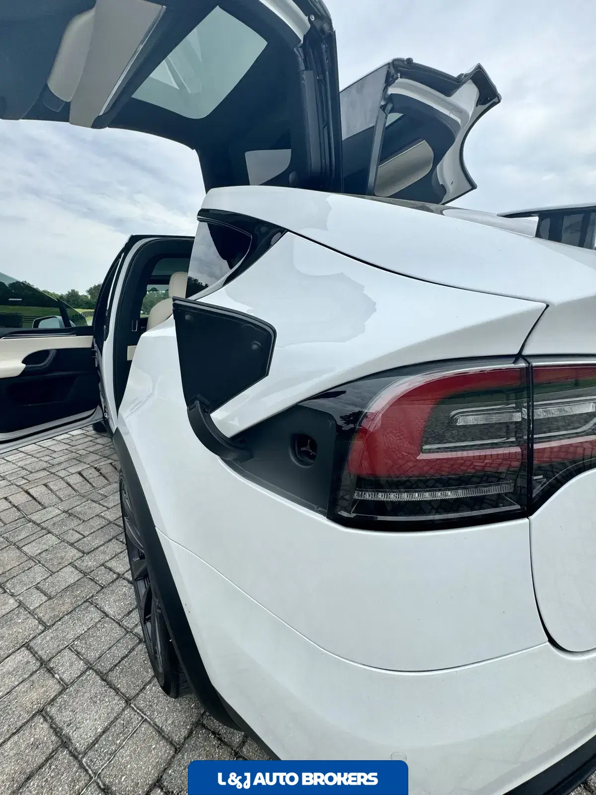 2022 Tesla Model X Plaid