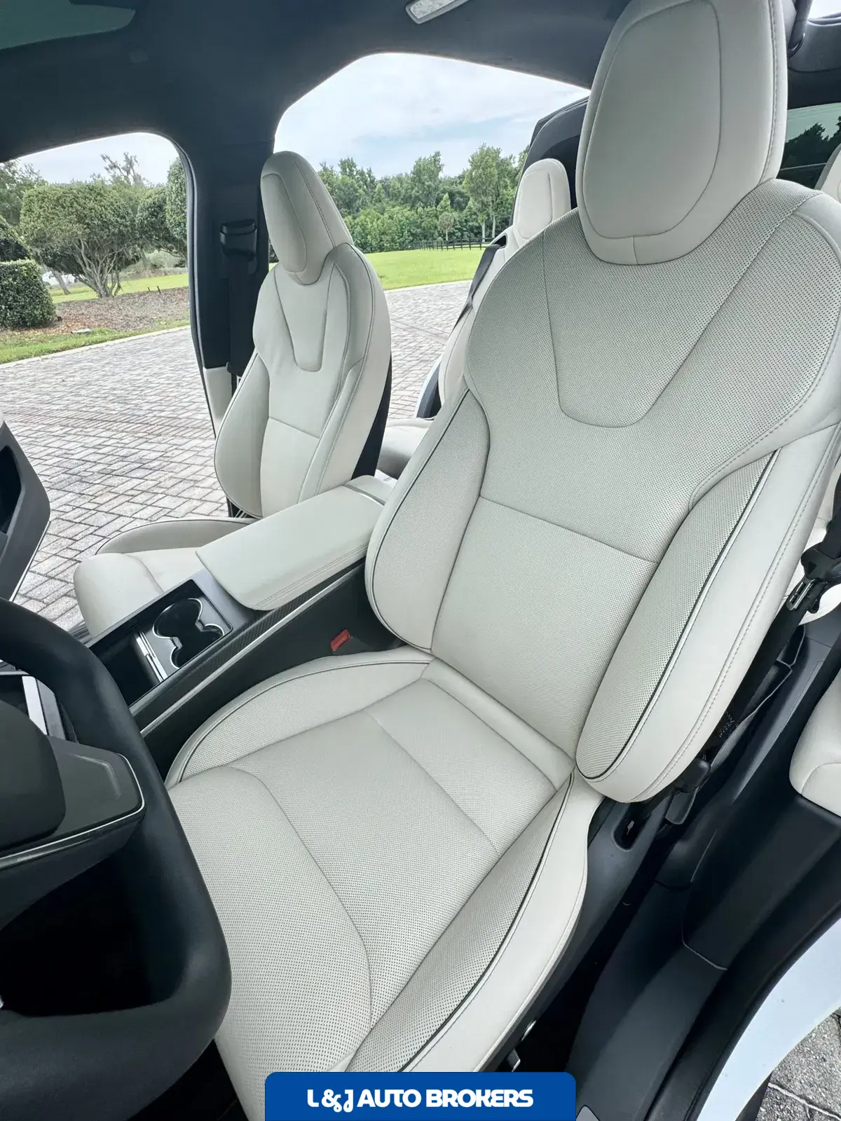 2022 Tesla Model X Plaid