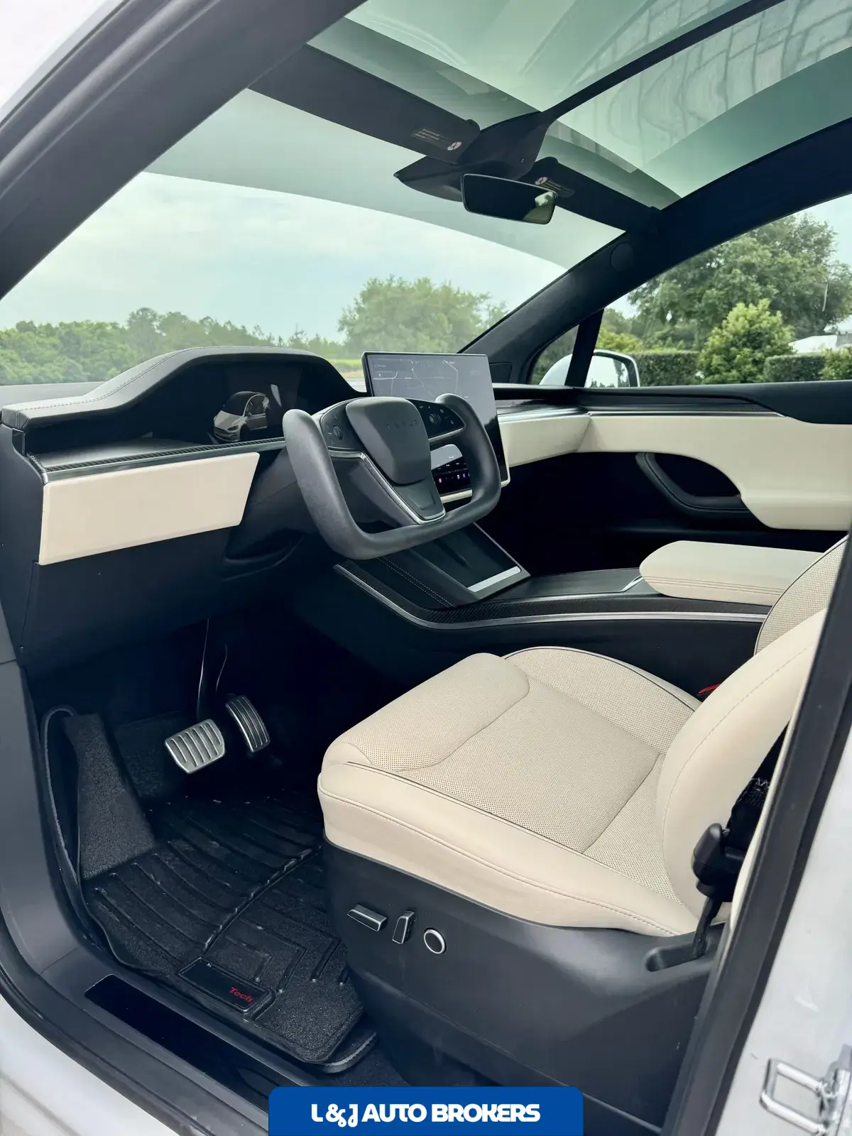 2022 Tesla Model X Plaid