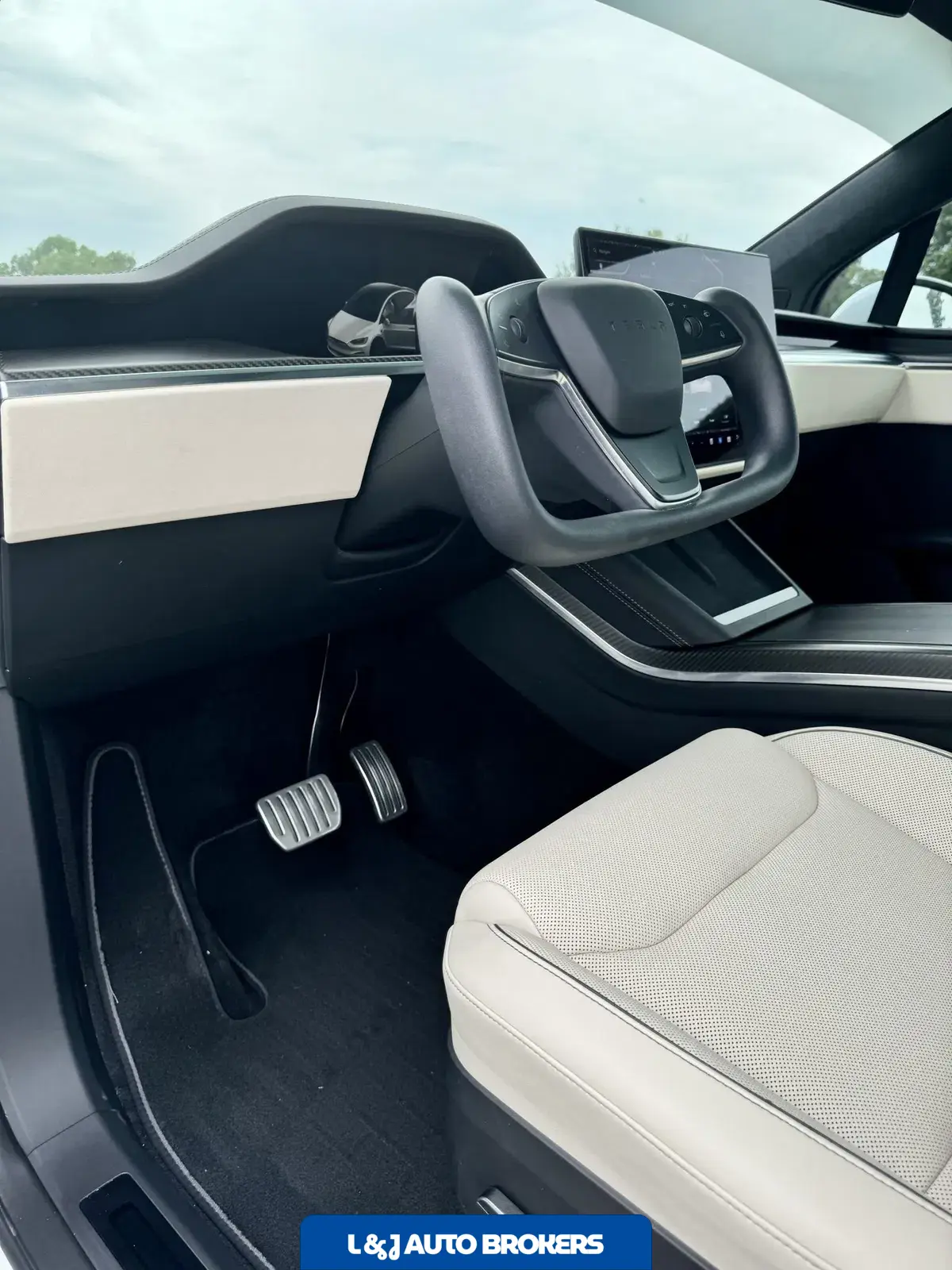2022 Tesla Model X Plaid
