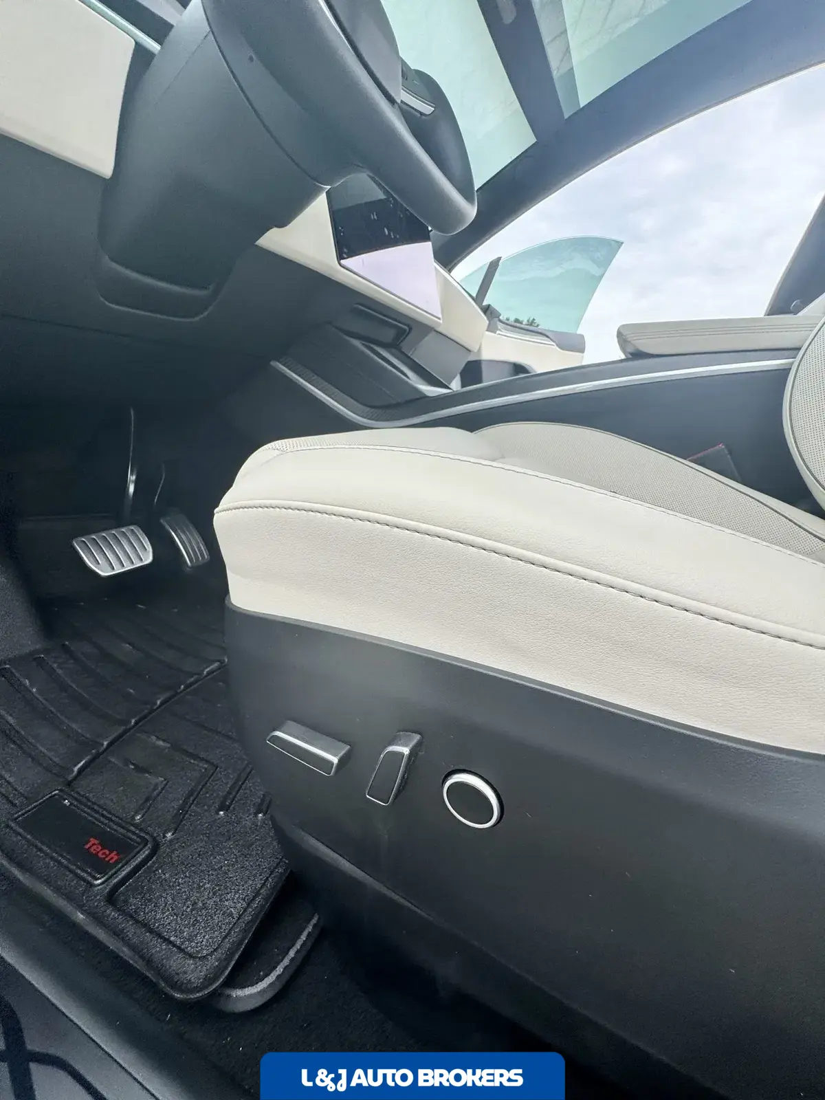 2022 Tesla Model X Plaid