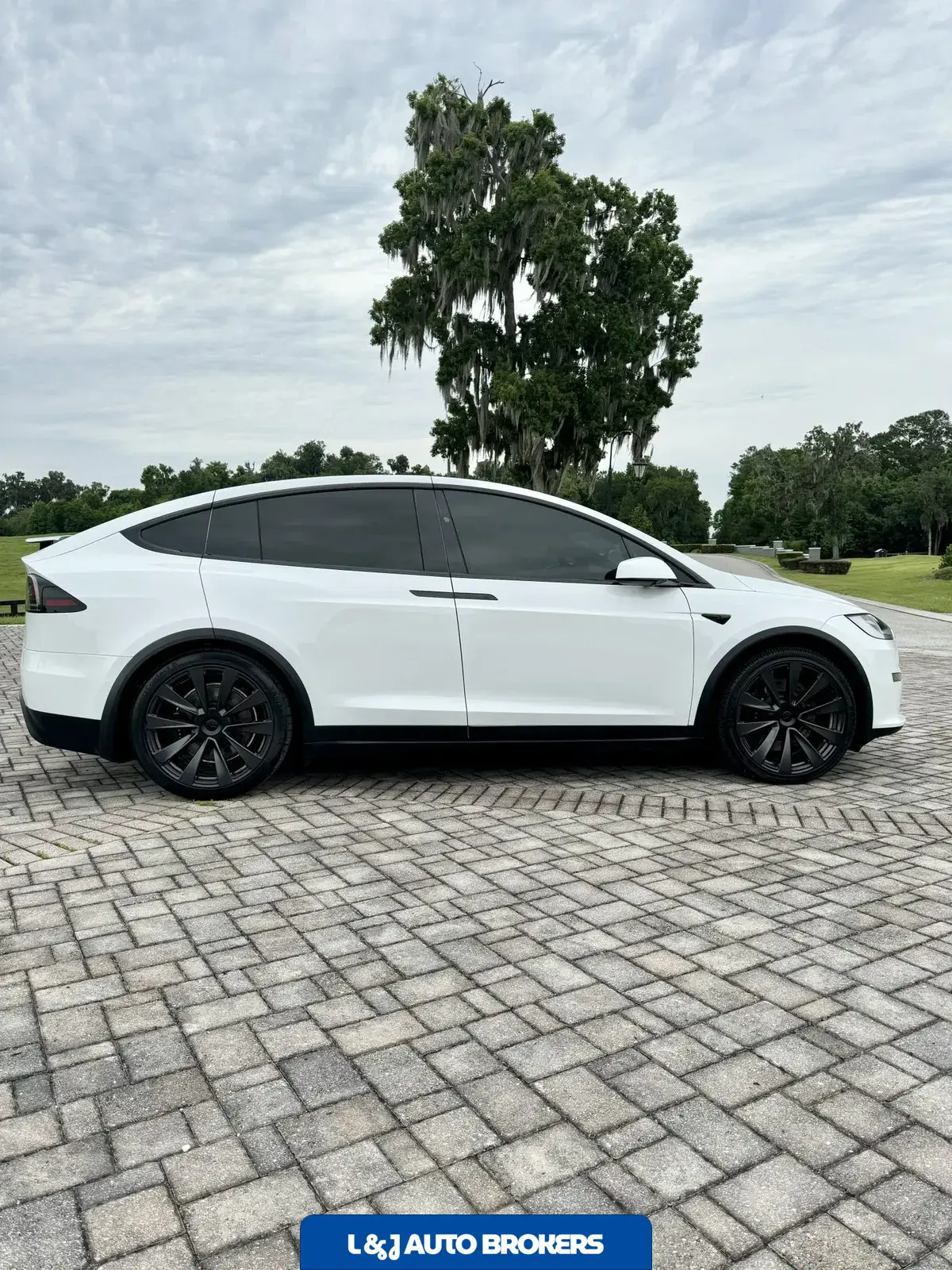 2022 Tesla Model X Plaid
