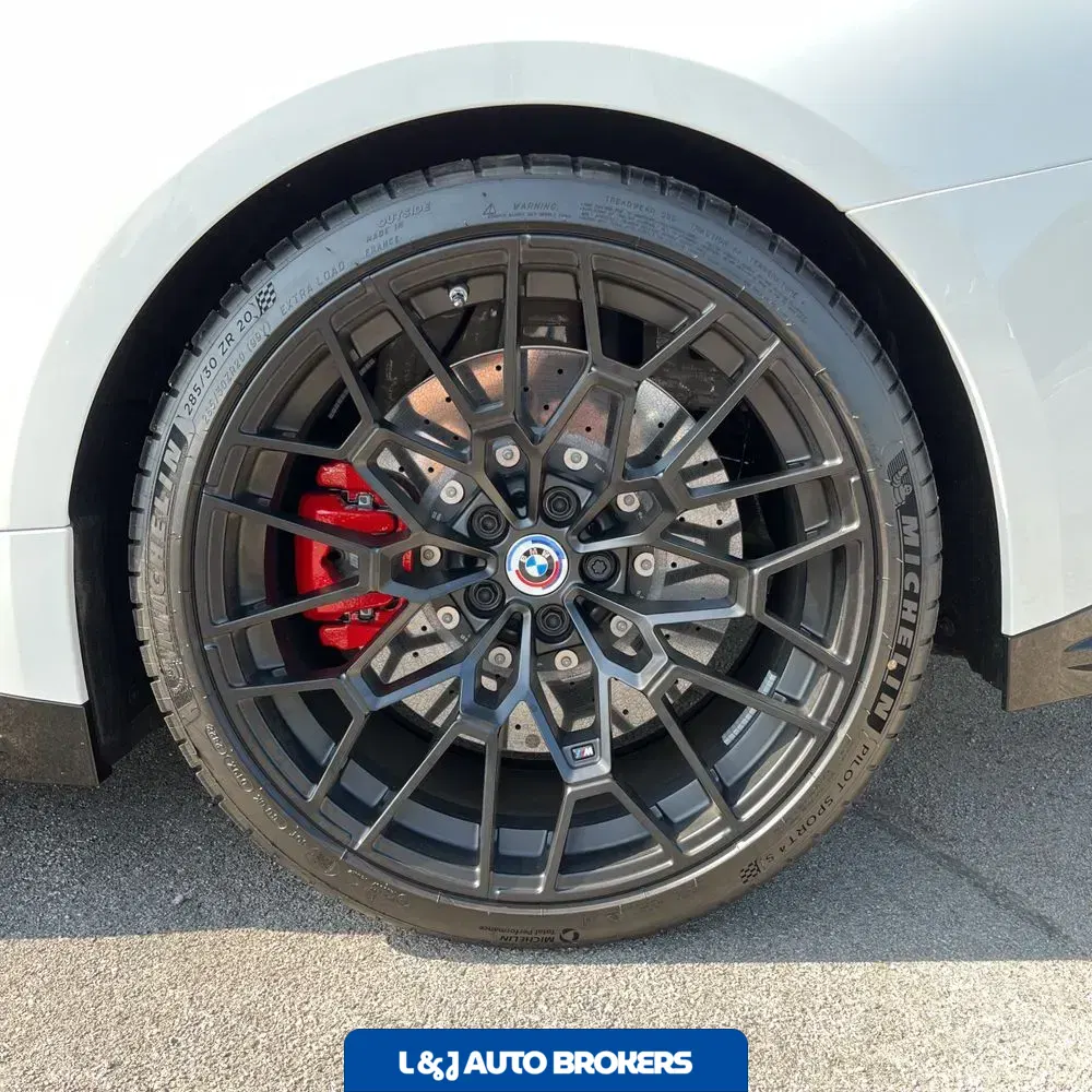2023 BMW M4 CSL
