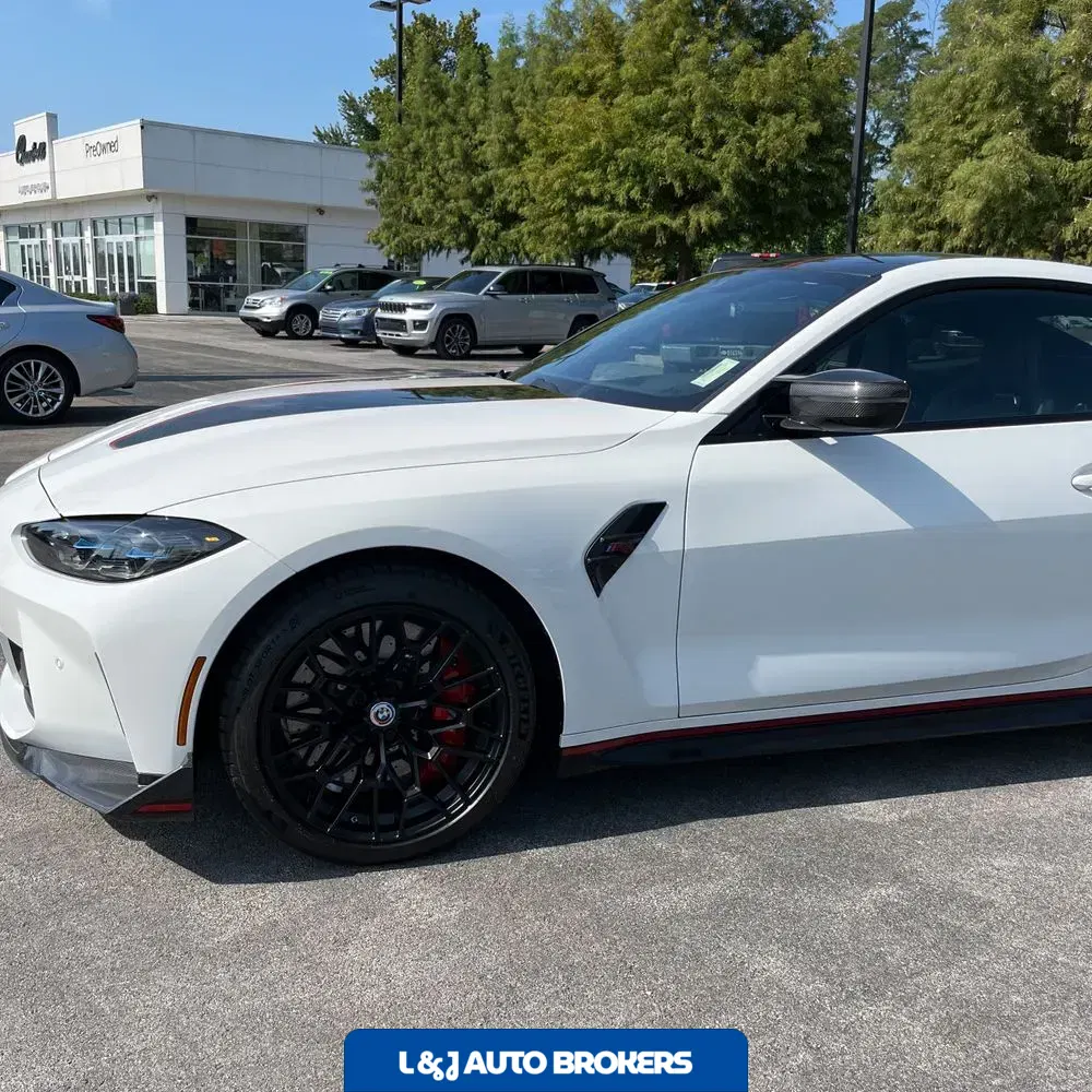 2023 BMW M4 CSL