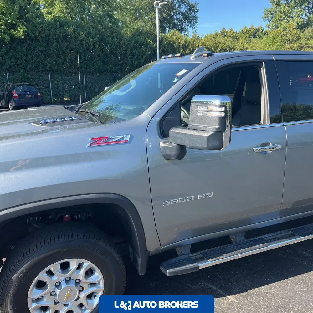 2024 Chevrolet Silverado 3500HD LTZ