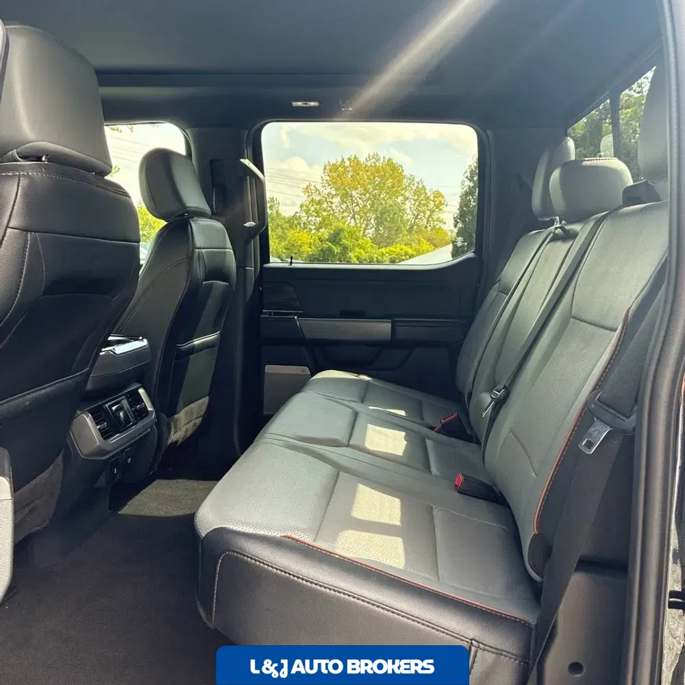 2024 Ford F-150 Lightning Lariat