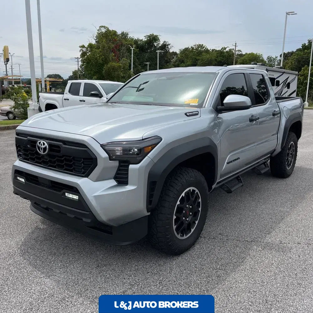 2025 Toyota Tacoma TRD Off-Road HV