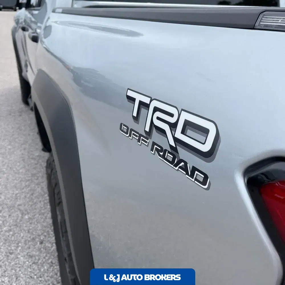 2025 Toyota Tacoma TRD Off-Road HV