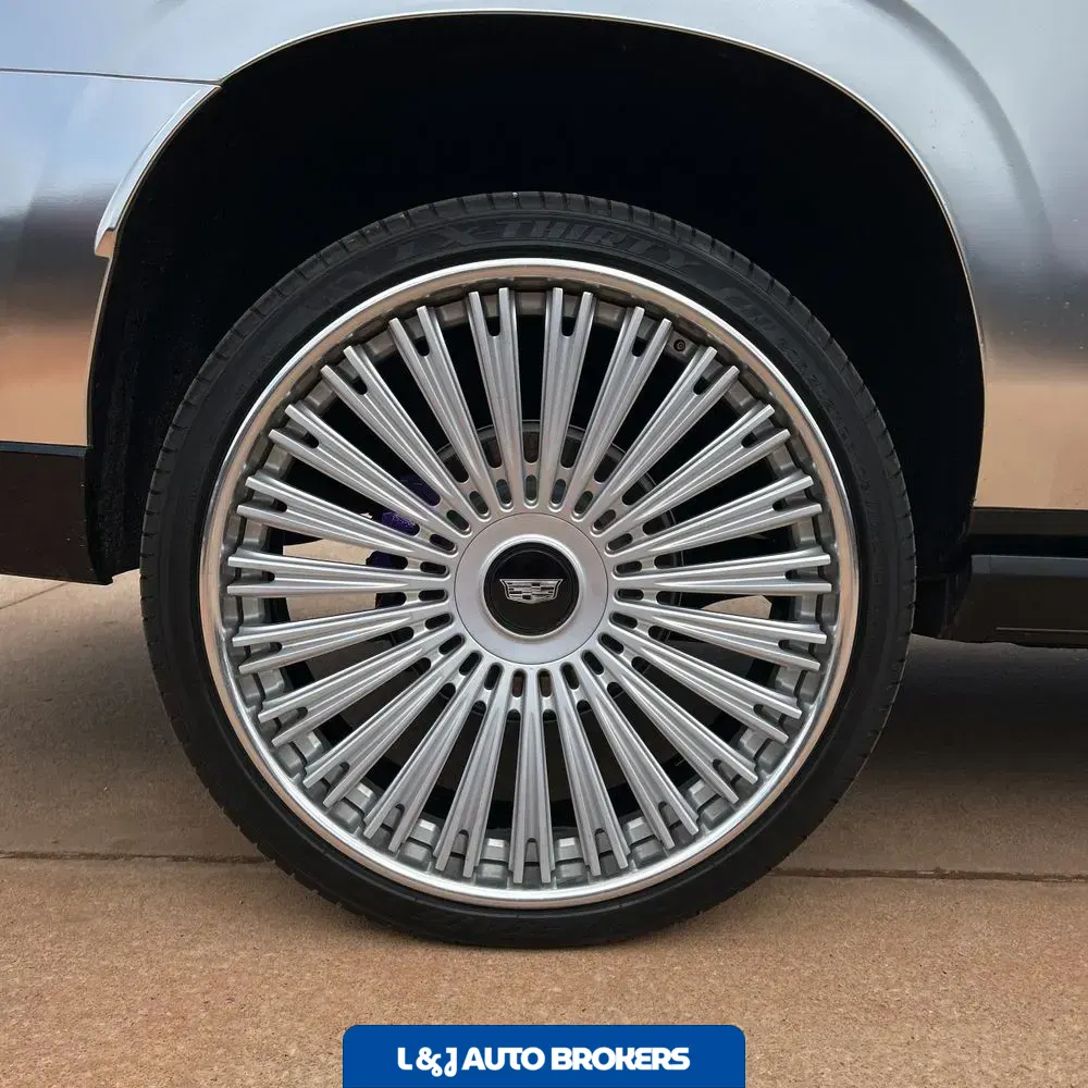 2023 Cadillac Escalade-V ESV Base