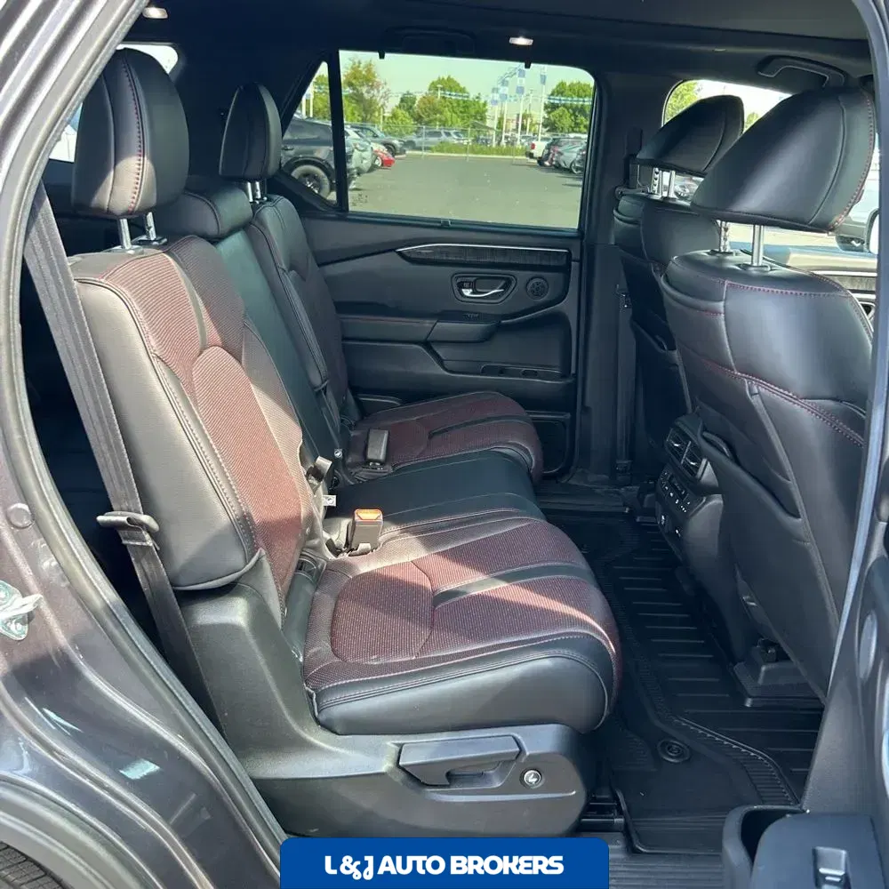 2025 Honda Pilot Black Edition