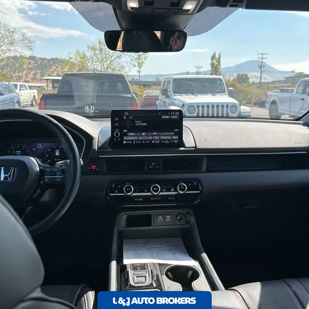 2025 Honda Pilot Black Edition