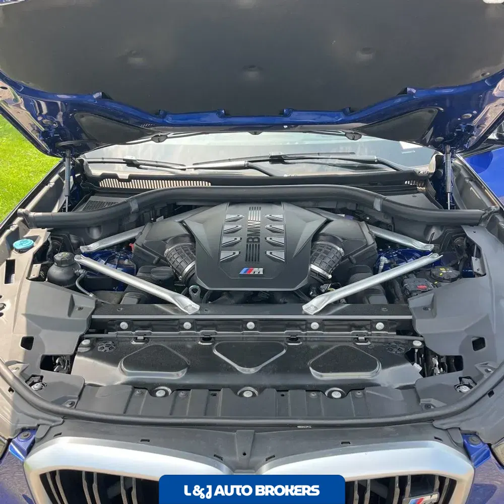 2024 BMW X5 M60i