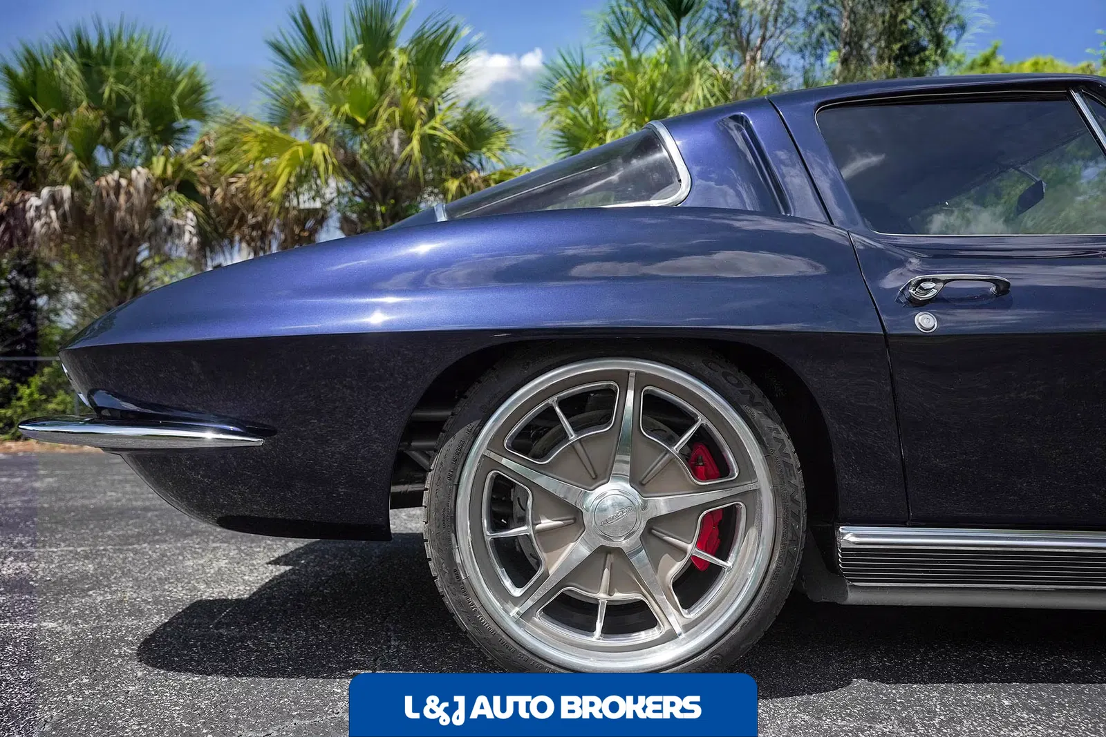 1963 Chevrolet Corvette Custom Split Window Coupe