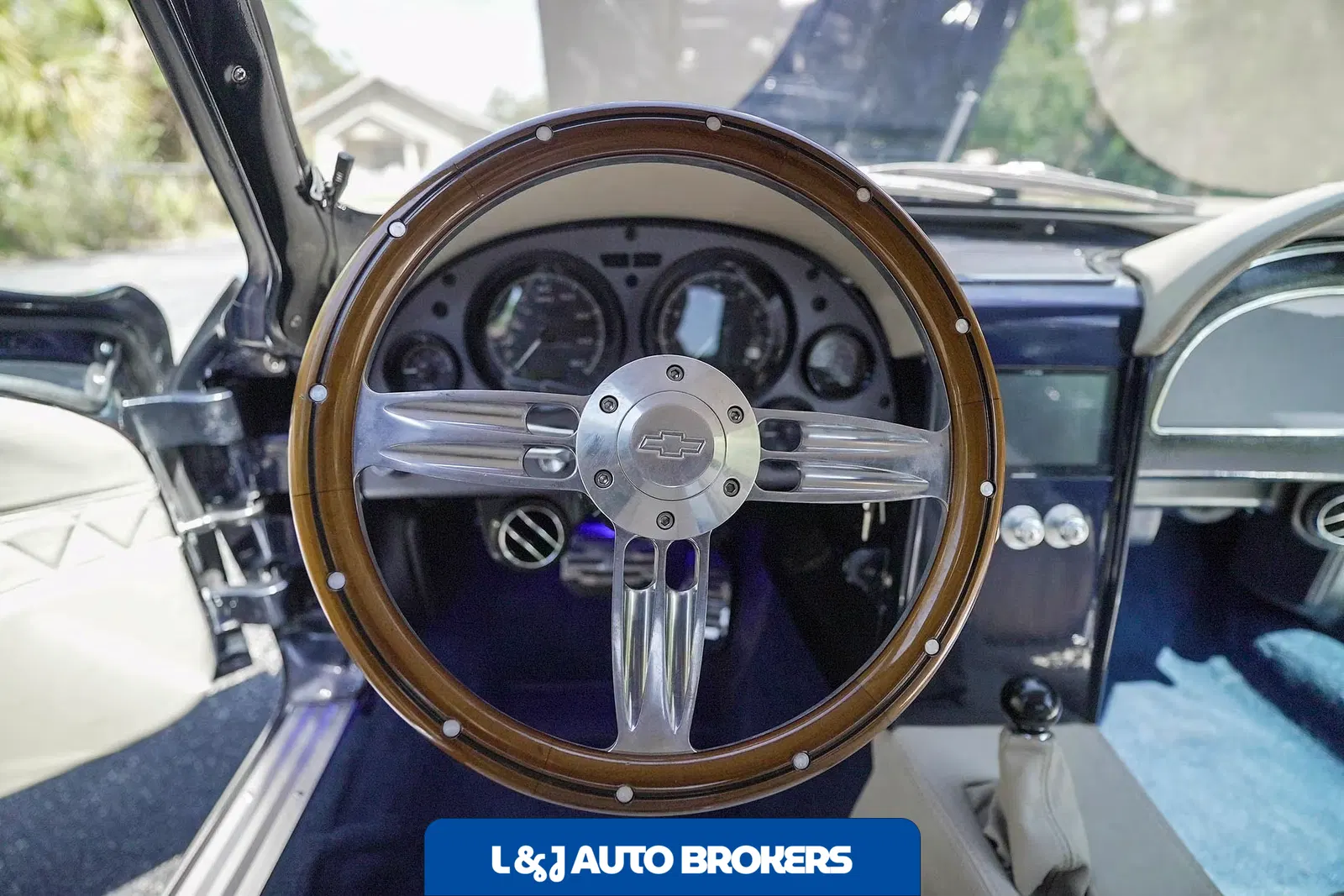 1963 Chevrolet Corvette Custom Split Window Coupe