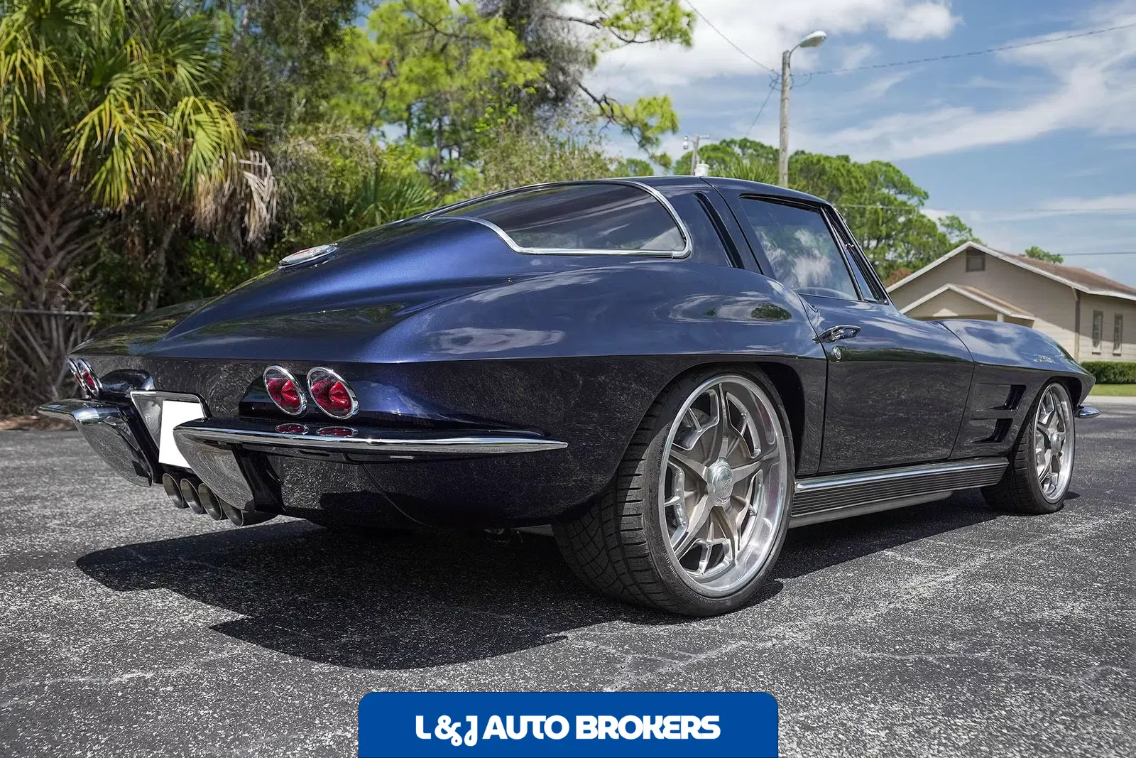 1963 Chevrolet Corvette Custom Split Window Coupe
