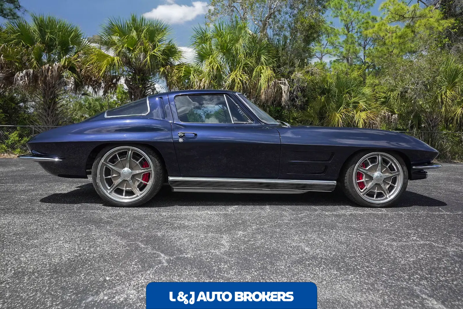 1963 Chevrolet Corvette Custom Split Window Coupe