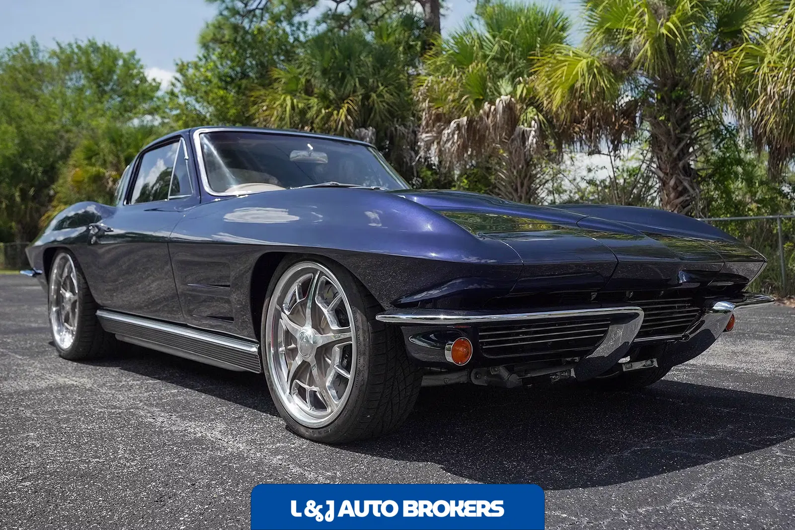 1963 Chevrolet Corvette Custom Split Window Coupe