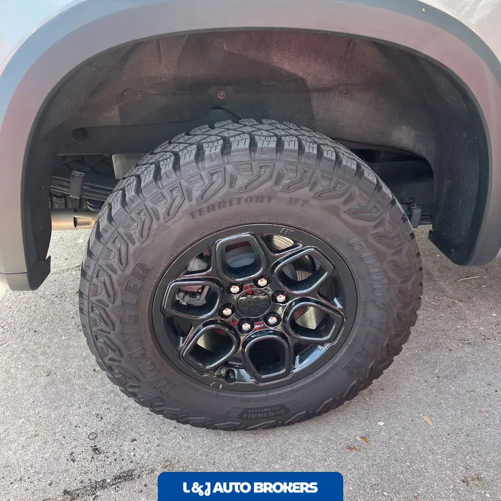 2024 Chevrolet Silverado 1500 ZR2