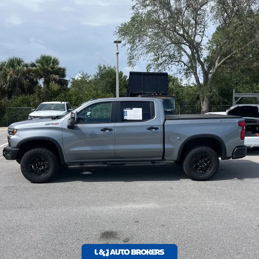 2024 Chevrolet Silverado 1500 ZR2