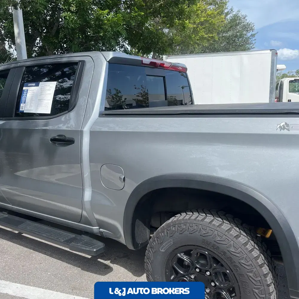 2024 Chevrolet Silverado 1500 ZR2