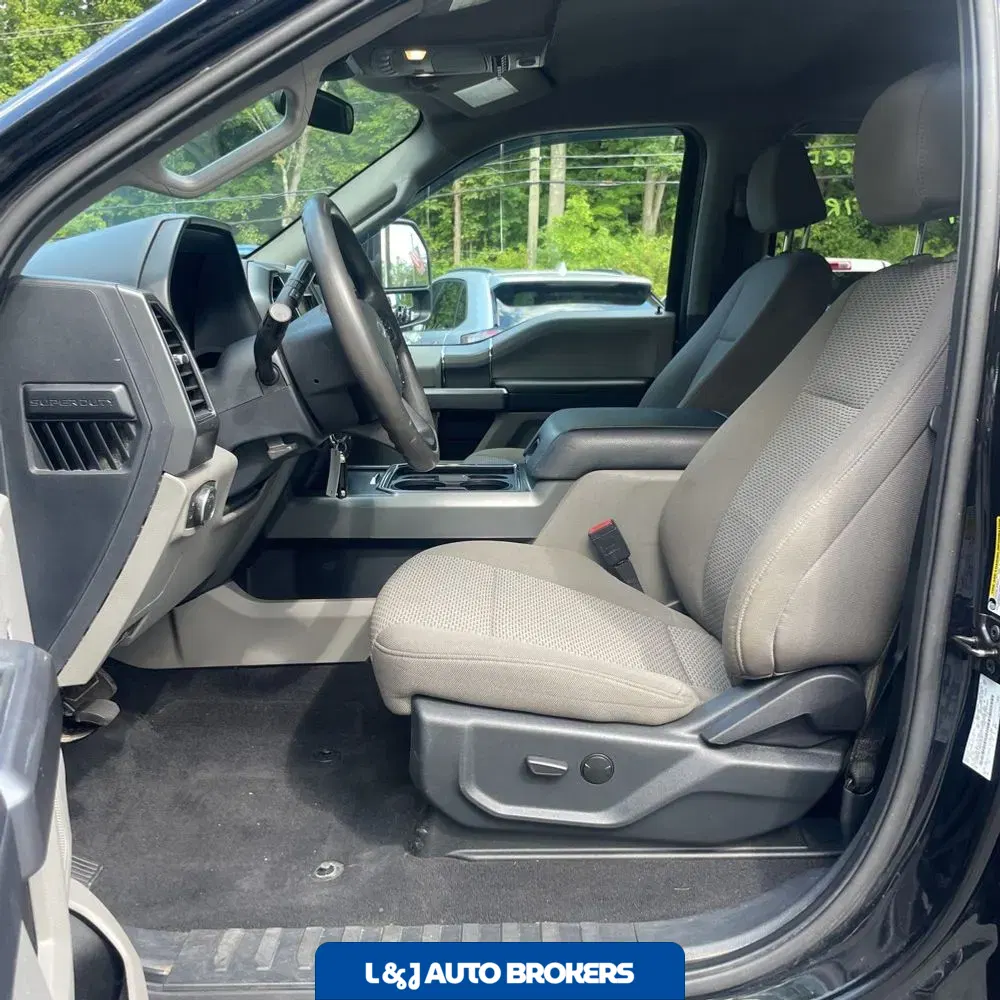 2022 Ford F-350 Super Duty XLT