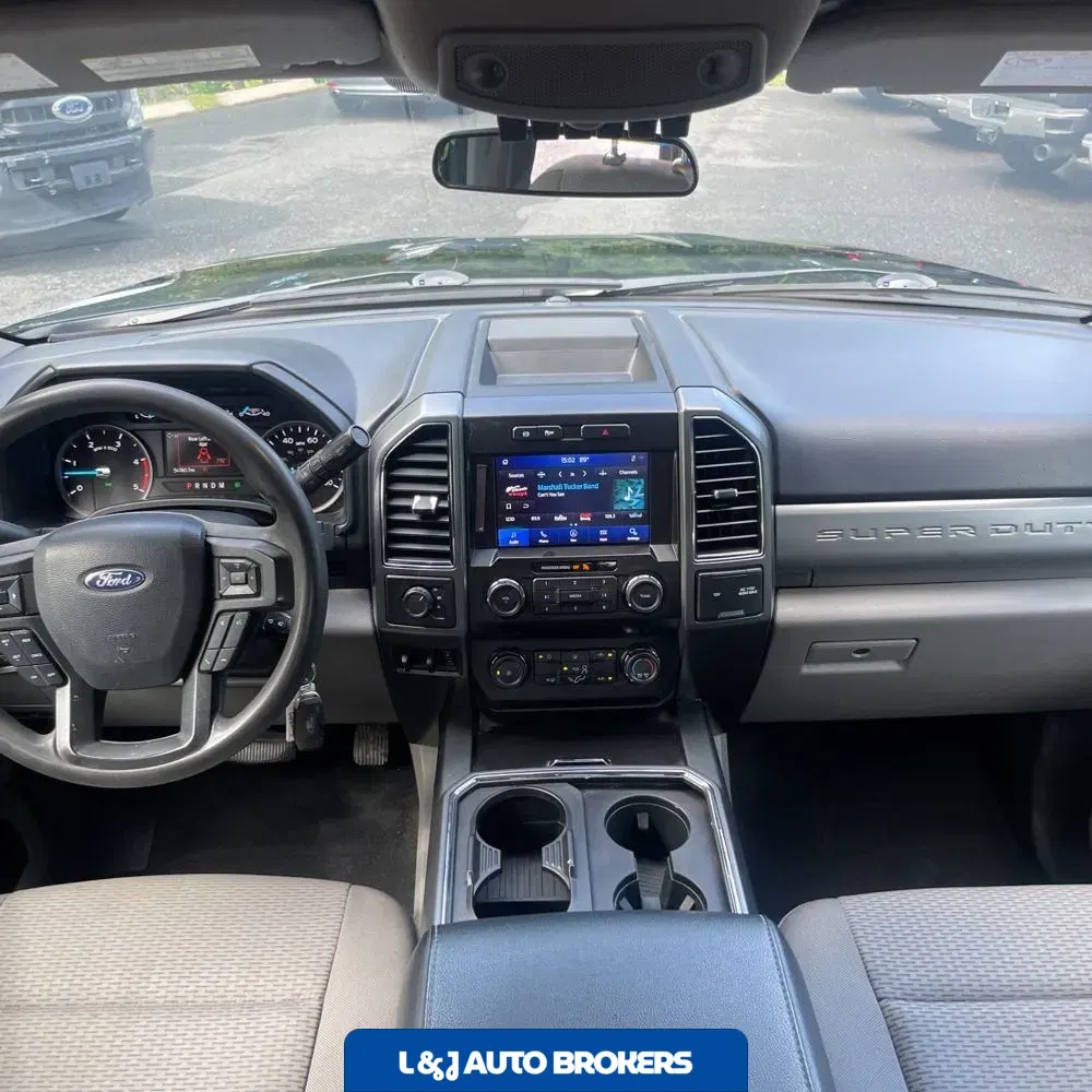 2022 Ford F-350 Super Duty XLT