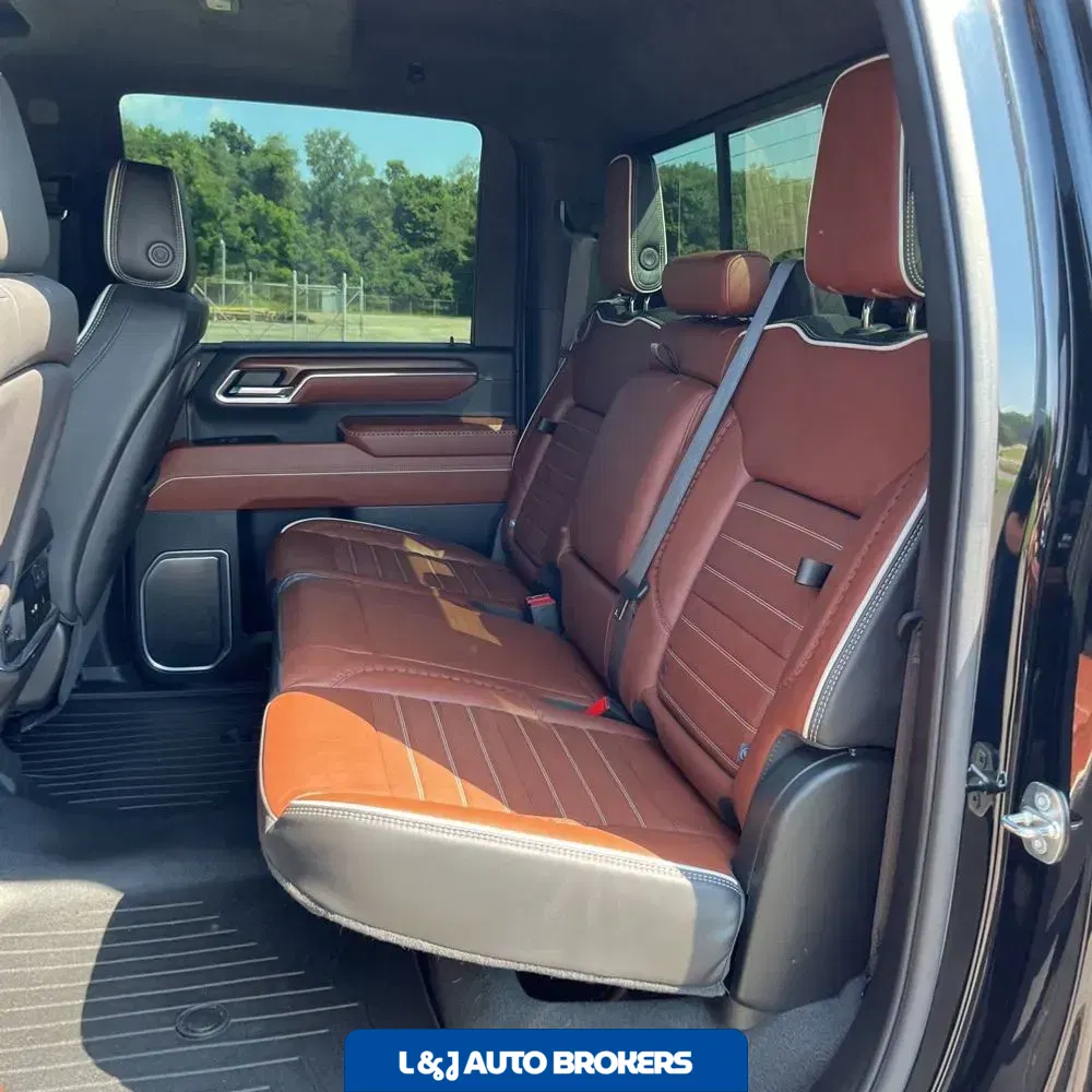 2024 GMC Sierra 3500HD Denali Ultimate