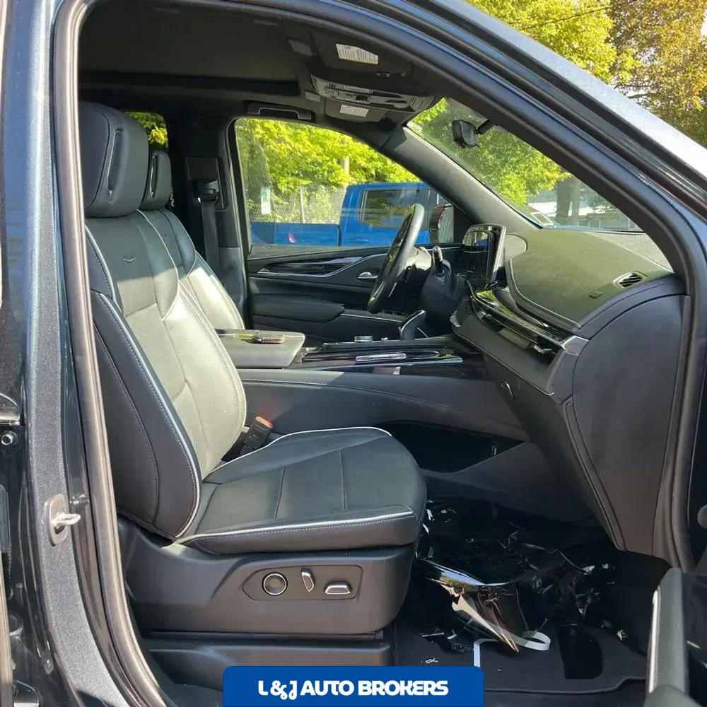 2021 Cadillac Escalade Sport