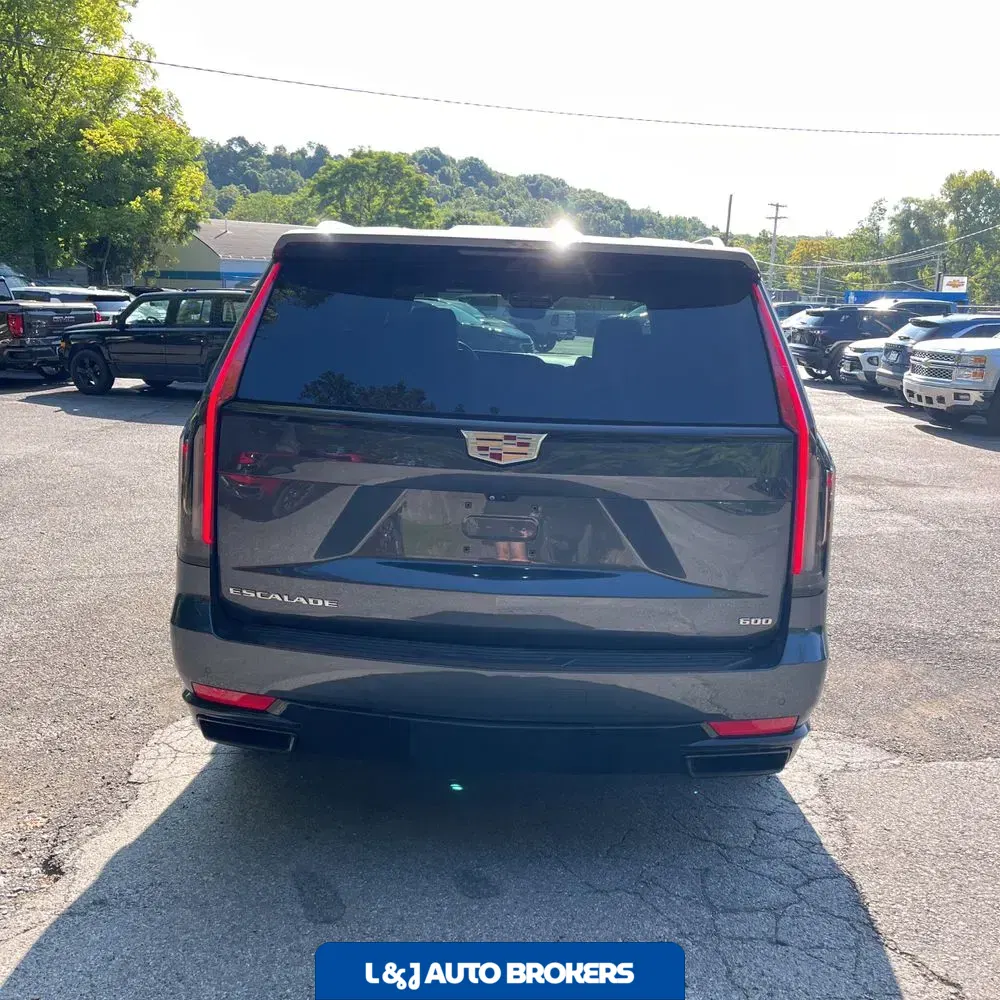 2021 Cadillac Escalade Sport