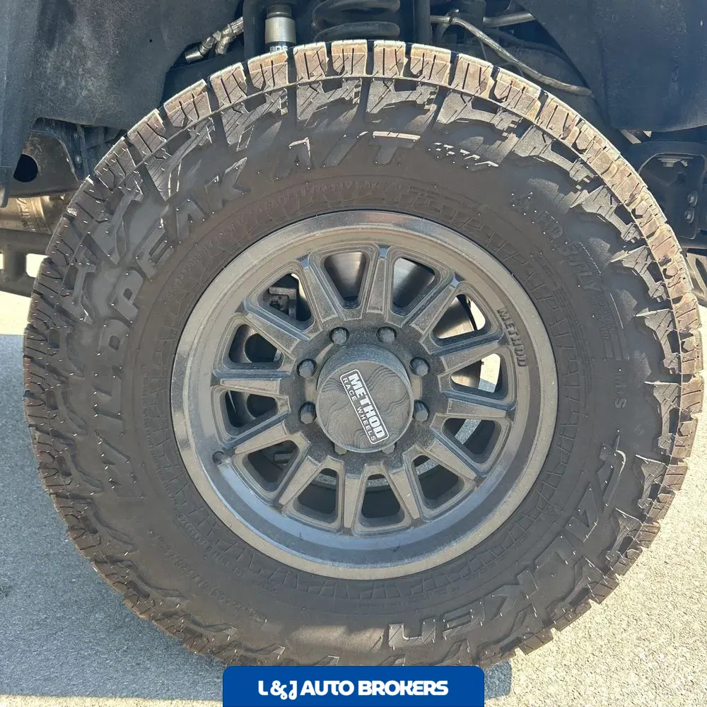2023 Ford F350 S/D Platinum