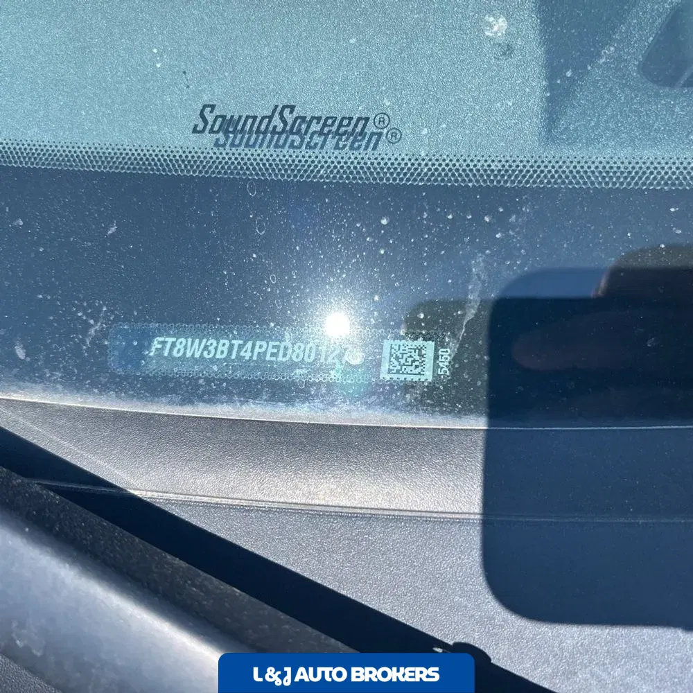 2023 Ford F350 S/D Platinum