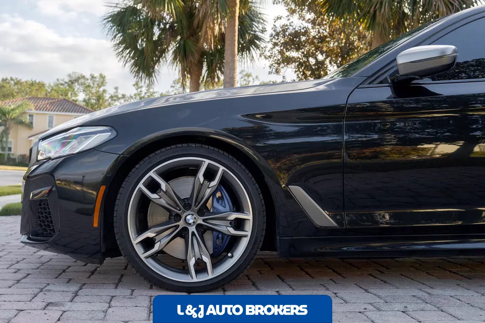 2022 BMW M550i xDrive xDrive