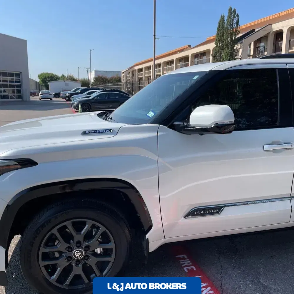 2025 Toyota Sequoia Platinum