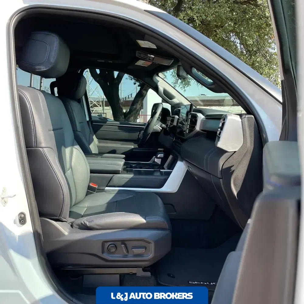 2025 Toyota Sequoia Platinum