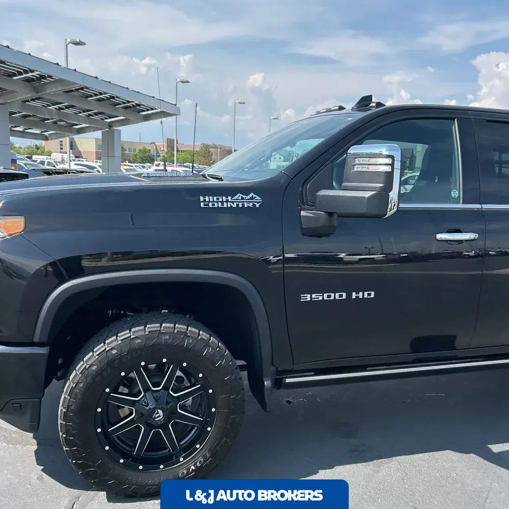 2022 Chevrolet Silverado 3500HD High Country