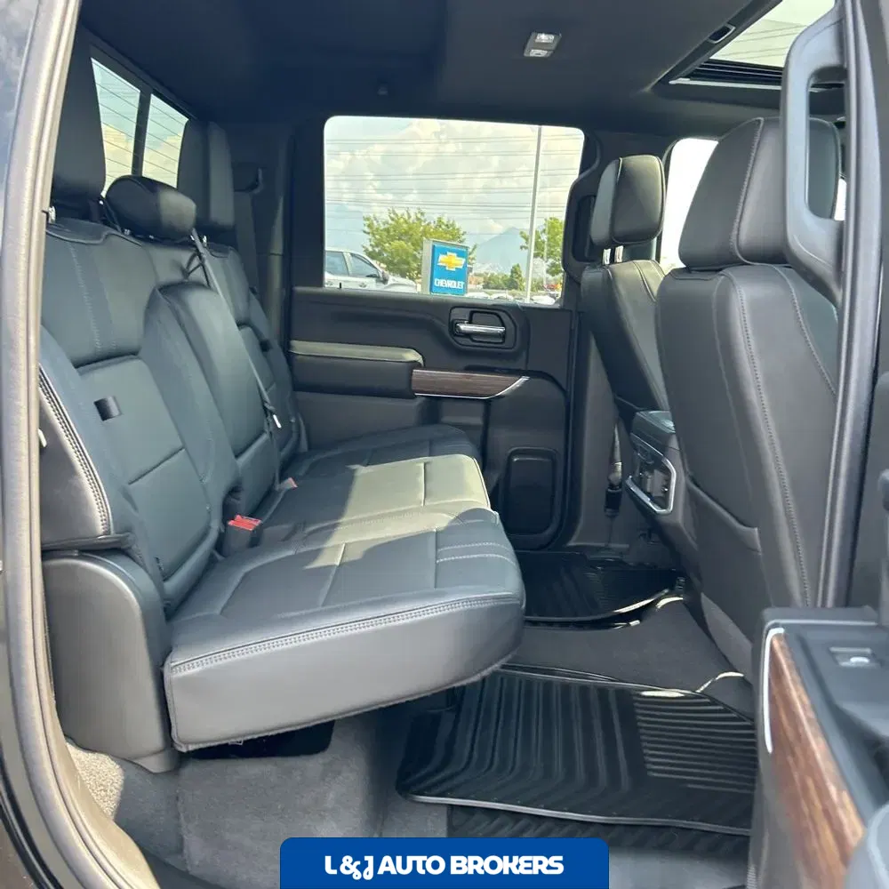 2022 Chevrolet Silverado 3500HD High Country