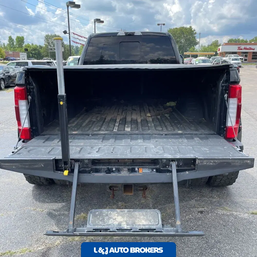 2019 Ford F350SD Lariat